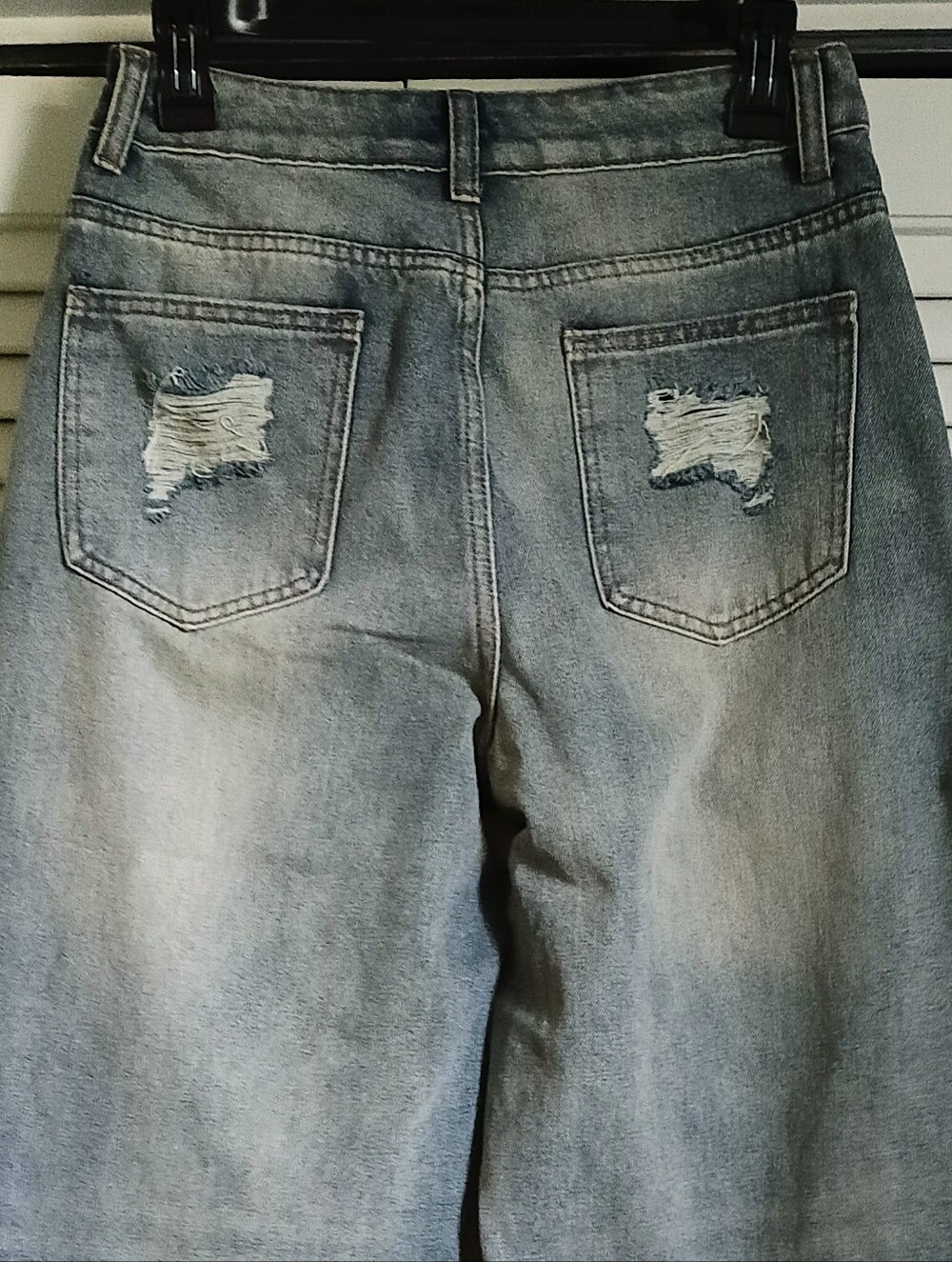 NEW Bohemela Light Distressed Wash Embroidered Embellished Loose Fit Jeans (26 - Picture 10 of 12